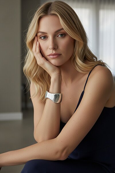 CAŞ DEKORASYON Silver Color Plate Clamp Bracelet