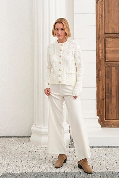 Sea Style Set de tricotaje cu model tricotat rafinat și detalii cu nasturi