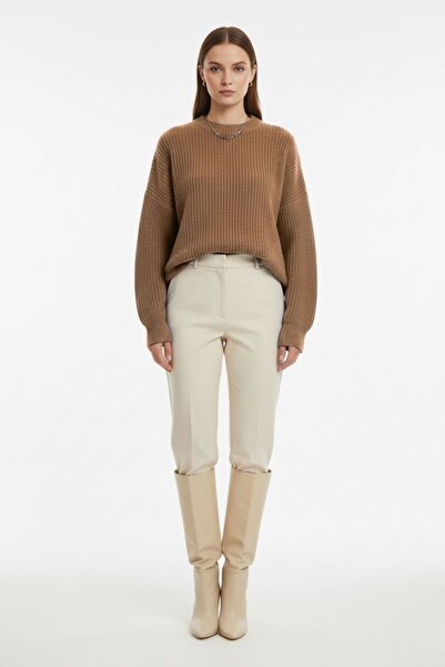 Mizalle Ekstra Oversize Düşük Kollu Selanik Örgü Camel Kazak