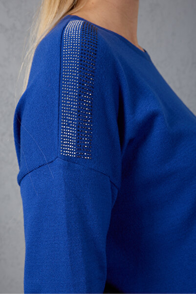 Clothes Fast Women's Cobalt Blue Shoulder Stone Detailed Wide Cuffed Crew Neck Knitwear Blouse