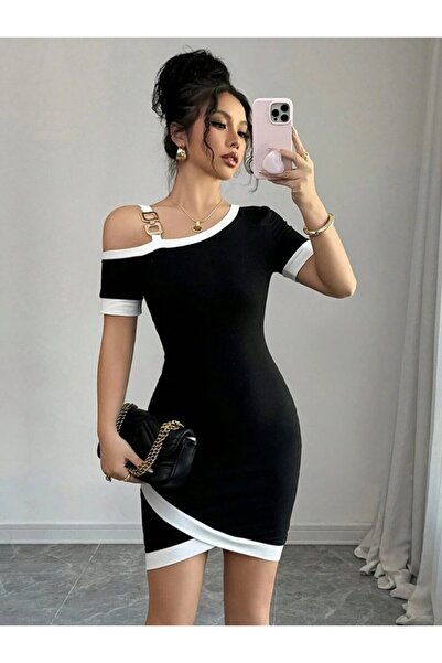 Modayakamoz Kadın Kısa Kollu Asimetrik Kesim Yaka şerit Ve Aksesuar Detaylı M...