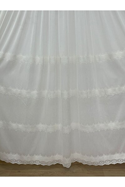 Liz Line Embroidered BAMBOO curtain, ivory color, with tassels, "Corona del Rey" by PD080