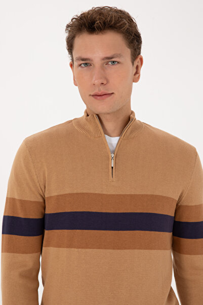 U.S. Polo Assn. Men's Regular Fit Half Zip Camel Sweater 50315034-Vr015