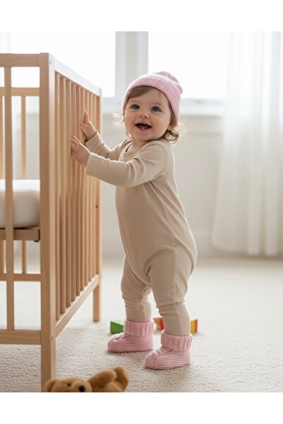 Butik Yeni Doğan Bebek İçin El Örgüsü Örgülü Pembe Bere & Patik Seti