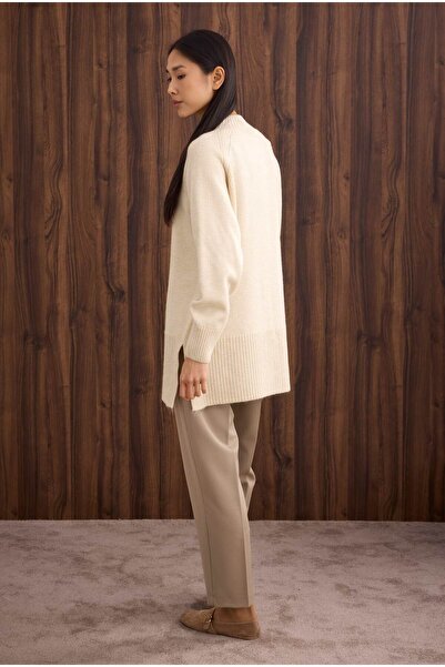 HEQA Turtleneck Basic Sweater Bone