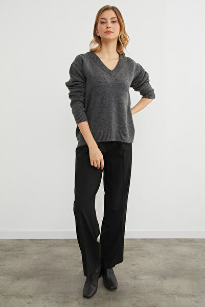 Fulla Moda Basic V-Neck Casual Sweater