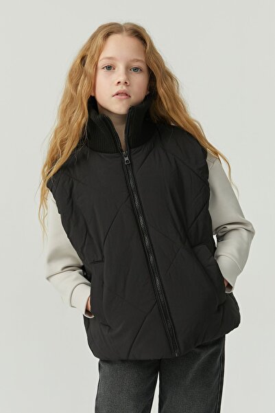 PAULMARK سترة مبطنة بياقة مضلعة