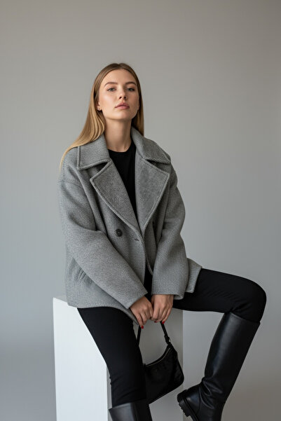 Vireo Club Kadın Zigzag Desenli Kaşe Kısa Kaban