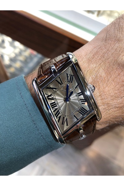 Momentus Men's wristwatch