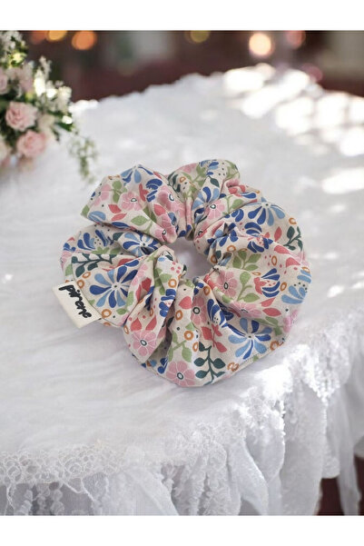 Pirene ربطة شعر متوسطة الحجم من ليورا، مشبك شعر مطاطي