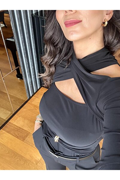 Atelier Derin Black Front Buckle Off-Shoulder Design Blouse