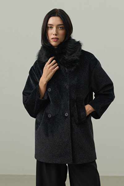 Fahhar Detachable Fur Bomber Jacket Black