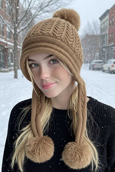 LAGRANZE Winterdream Women's Pompon Beanie