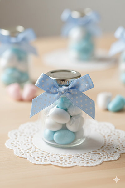 Deniz Party Store شريط ساتان أبيض منقط على خلفية زرقاء فاتحة 1 سم 10 أمتار