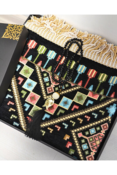Bilenler Hediyelik Seccade Tesbih Seti– Kilim Desenli Kadife Astarlı Seccade,...