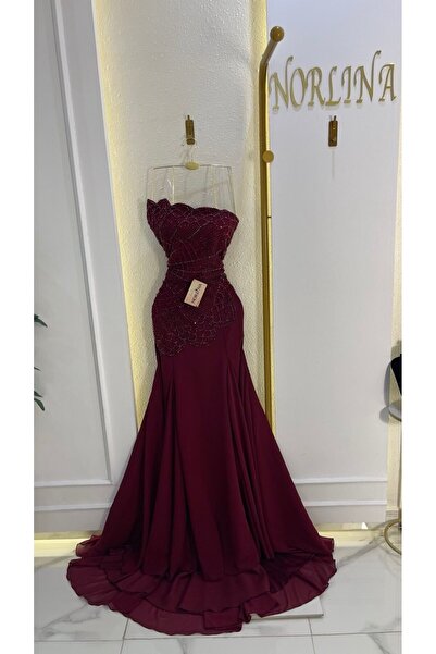 Viola Hand-embroidered flower evening dress