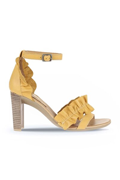 Bueno Shoes Κίτρινα δερμάτινα γυναικεία πέδιλα με τακούνι 01wn4114