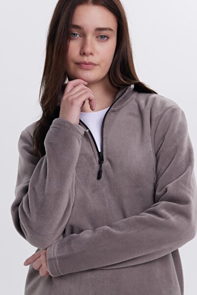 Tudors Women's Standard Fit Anti-Pilling Non-Pilling Cold-Proof Light Gray Bato Collar Fleece Sweatshirt