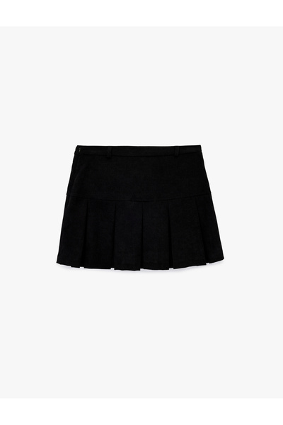 Koton Thick Pleated Mini Skirt with Metal Accessories and Pocket Detail