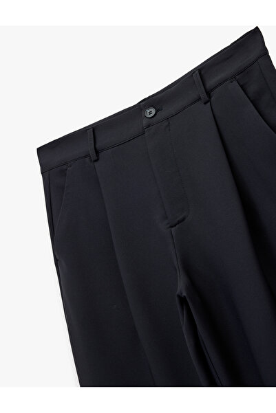 Koton Comfortable Fit Pleated Fabric Pants with Pockets