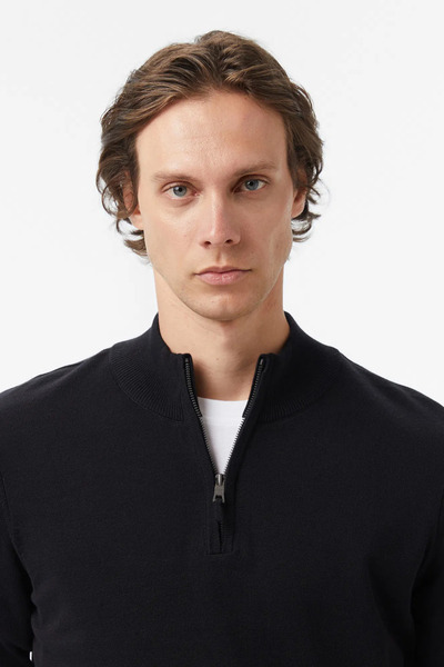 Nautica Men's Black Classic Fit Sweater