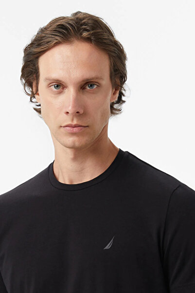 Nautica Men's Black Classic Fit T-Shirt