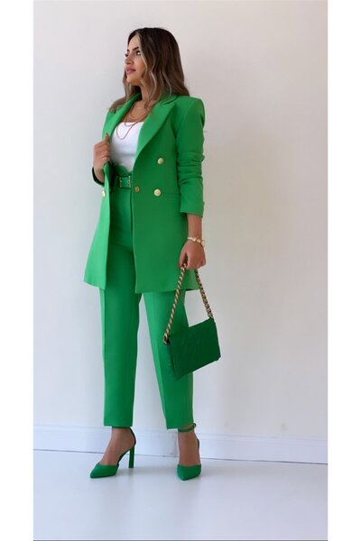 SEDA FİDAN BOUTIQUE سترة طويلة بأزرار ذهبية اللون باللون الأخضر