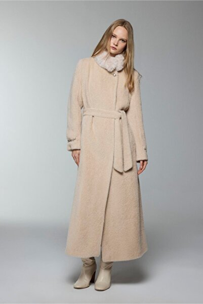 Zühre Women's Fur Collar Belted Long Camel Coat 13631