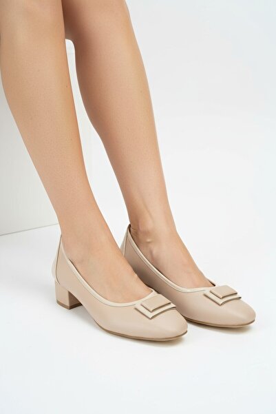 RAVZADERİ Square Buckle Detailed Satin Heeled Shoes