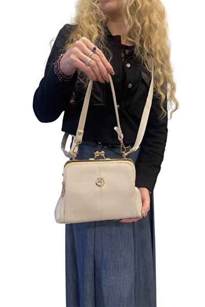 Pandora Bags Multi-Compartment Soft Leather Shoulder and Crossbody Bag with Clip, Stylish and Convenient Model