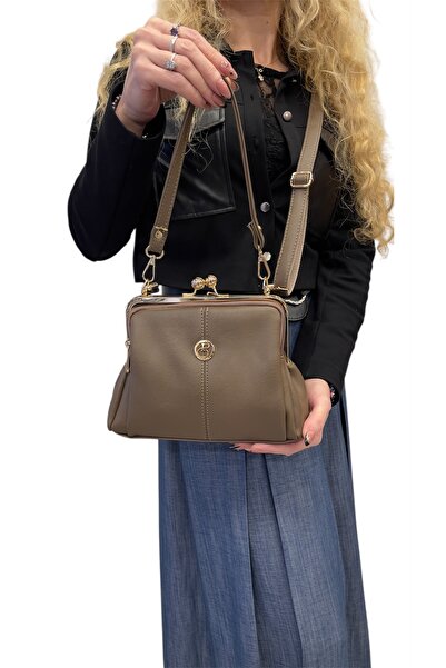 Pandora Bags Multi-Compartment Soft Leather Shoulder and Crossbody Bag with Clip, Stylish and Convenient Model