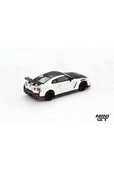 mini gt Nissan GT-R (R35) Nismo 1:64 model