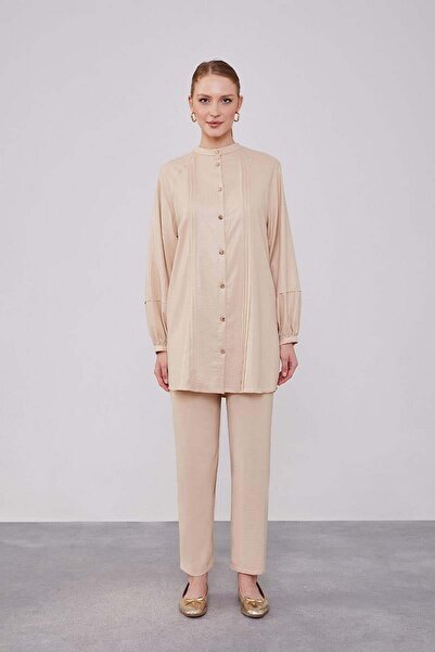 Levidor Beige Airobin Fabric - Crew Neck Double Set