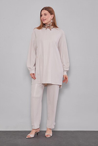 Levidor Διπλό σετ με λεπτομέρεια με κουμπιά με λαιμόκοψη από πέτρα