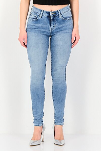 Levi's Women Slim Fit Washed Stretchable Skinny Jeans, Light Blue