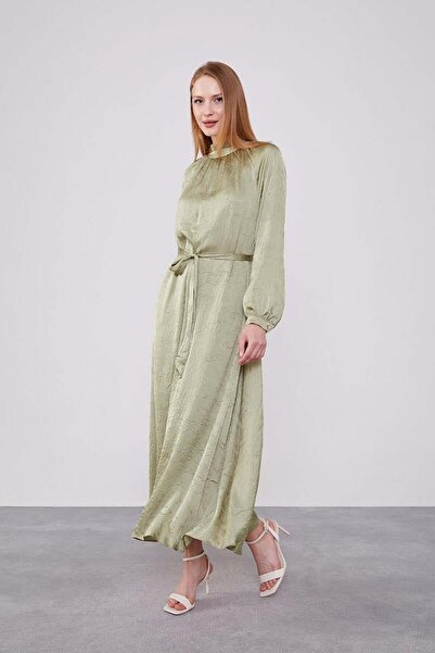 Levidor Φόρεμα από σατέν με λεπτομέρεια με πράσινο βολάν