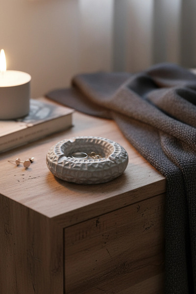 N NOXXO Concrete Ashtray, Decorative Modern Industrial Design Ash Tray, Aesthetic Gray Object