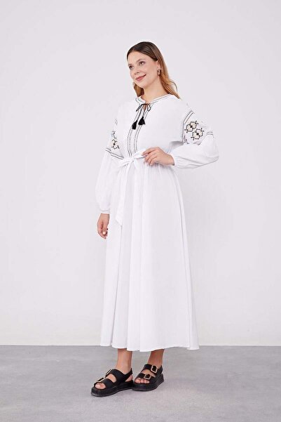 Levidor Ekru Nakış Etnik Desenli Elbise