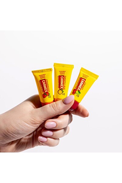 Carmex عبوة صغيرة من 3 مرطبات شفاه بعامل حماية من الشمس 15 (كرز، فراولة، أناناس ونعناع) 5 جرام × 3