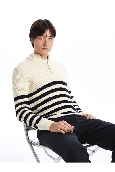 LC Waikiki Ανδρικό πλεκτό πουλόβερ με μακριά μανίκια Ecru ψηλός λαιμός