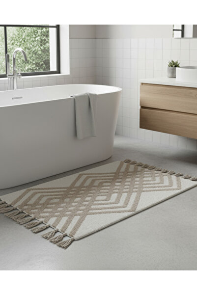 REDTAG Beige Tassle Tufted Bathmat