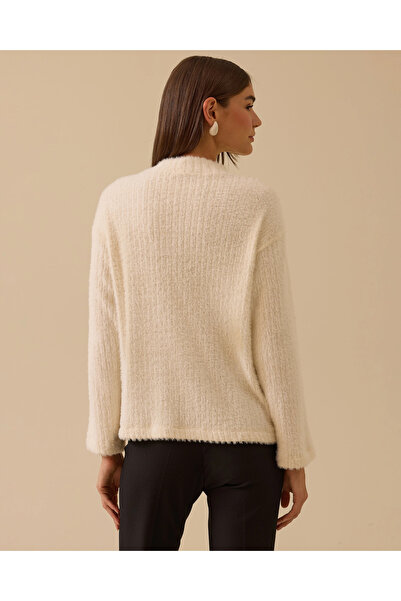 SEÇİL Taş Detaylı Asimetrik Triko Kazak