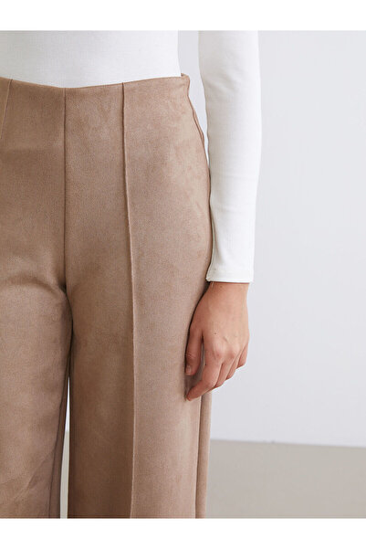 LC Waikiki Γυναικείο παντελόνι με στιλ σουέτ Vizyon New Season Standard Fit