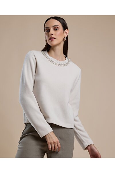 R&B سترة بتفاصيل اللؤلؤ مع رقبة دائرية وأكمام طويلة