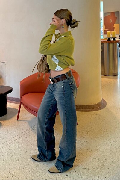 bases. Low Waist Wide Leg Jeans with Faded Effect