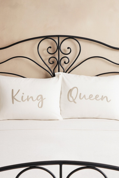Elegancembroidery King & Queen Yazılı Nakışlı Yastık Kılıfı - Çift Set 50x70 ...