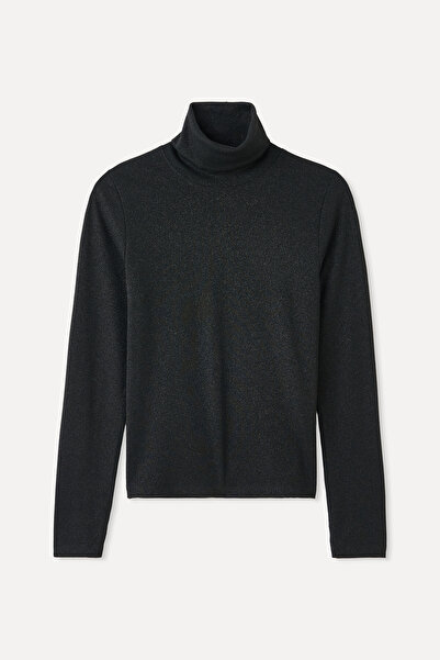 Mudo Stand-Up Collar Fitted Long Sleeve T-Shirt