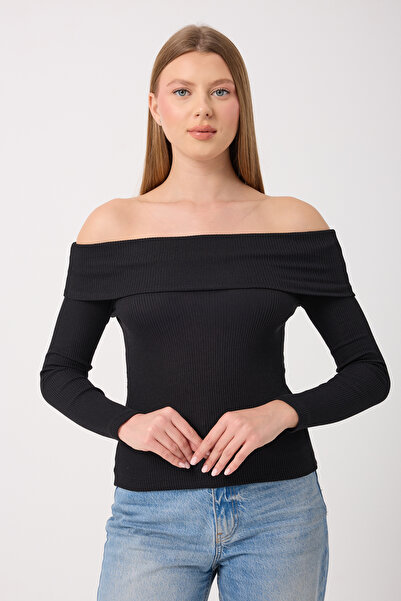 Silk & Spice بلوزة نسائية ذات ياقة مادونا مضلعة