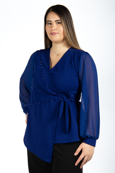 MEDOL GİYİM Kadın Büyük Beden Kruvaze Yaka Şifon Kol Taş şerit boncuk Detaylı Bluz