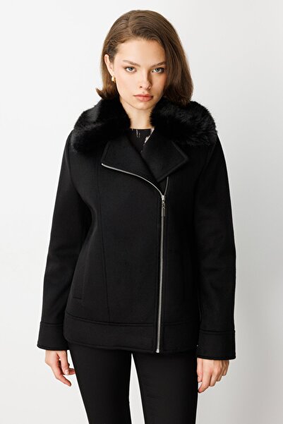 Ekol Double-Breasted Coat with Fur Collar